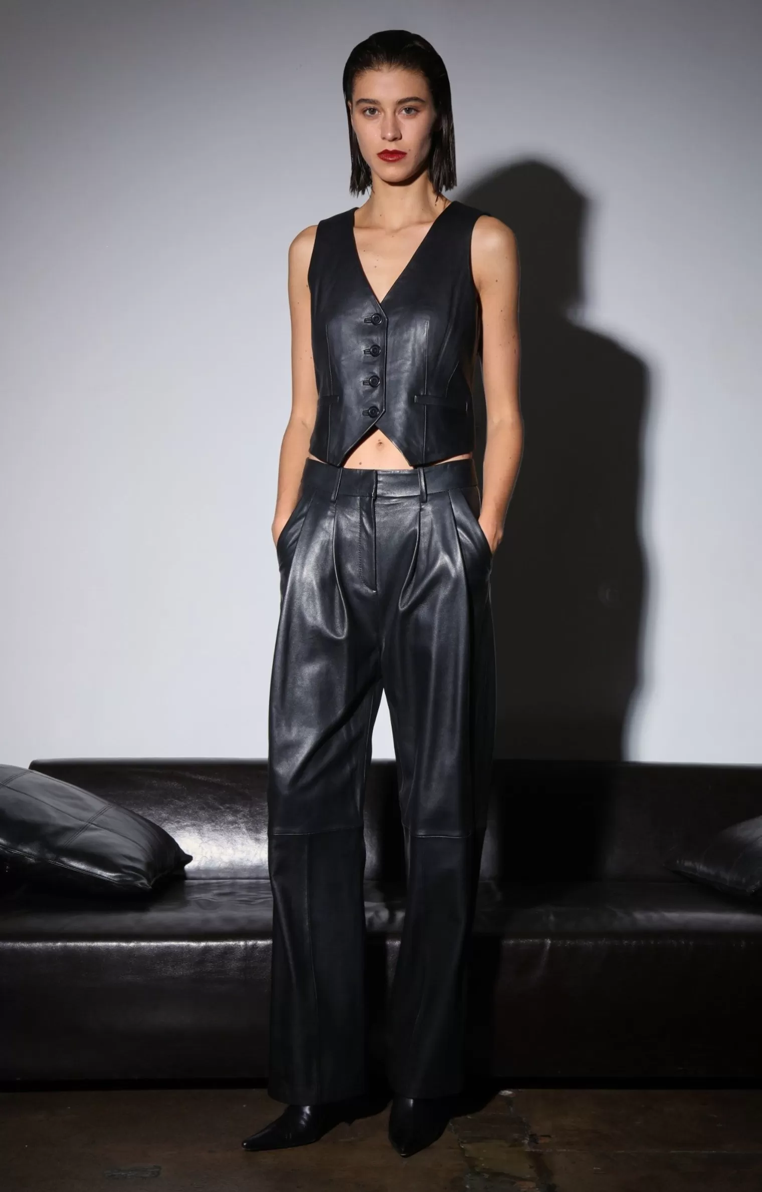 Walter Baker Leslee Vest, Black-Leather>Women Tops